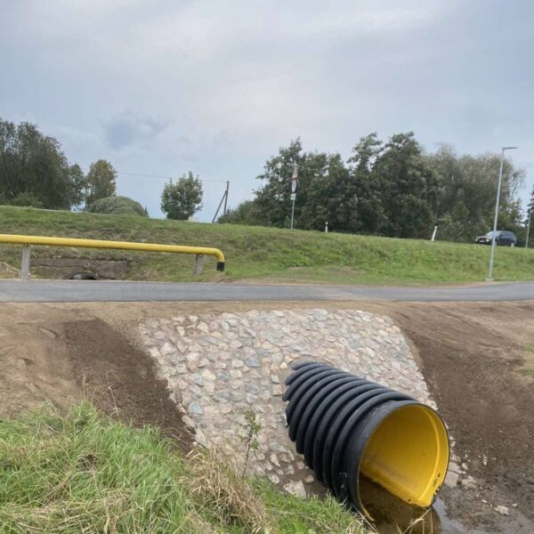 Aare-ja sillutiskivide paigaldus R-Grounds OÜ Aare-ja sillutiskivide paigaldus R-Grounds OÜ